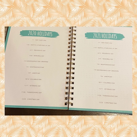 Planner Weekly & Monthly 2020-2021 - Picture 3 of 15